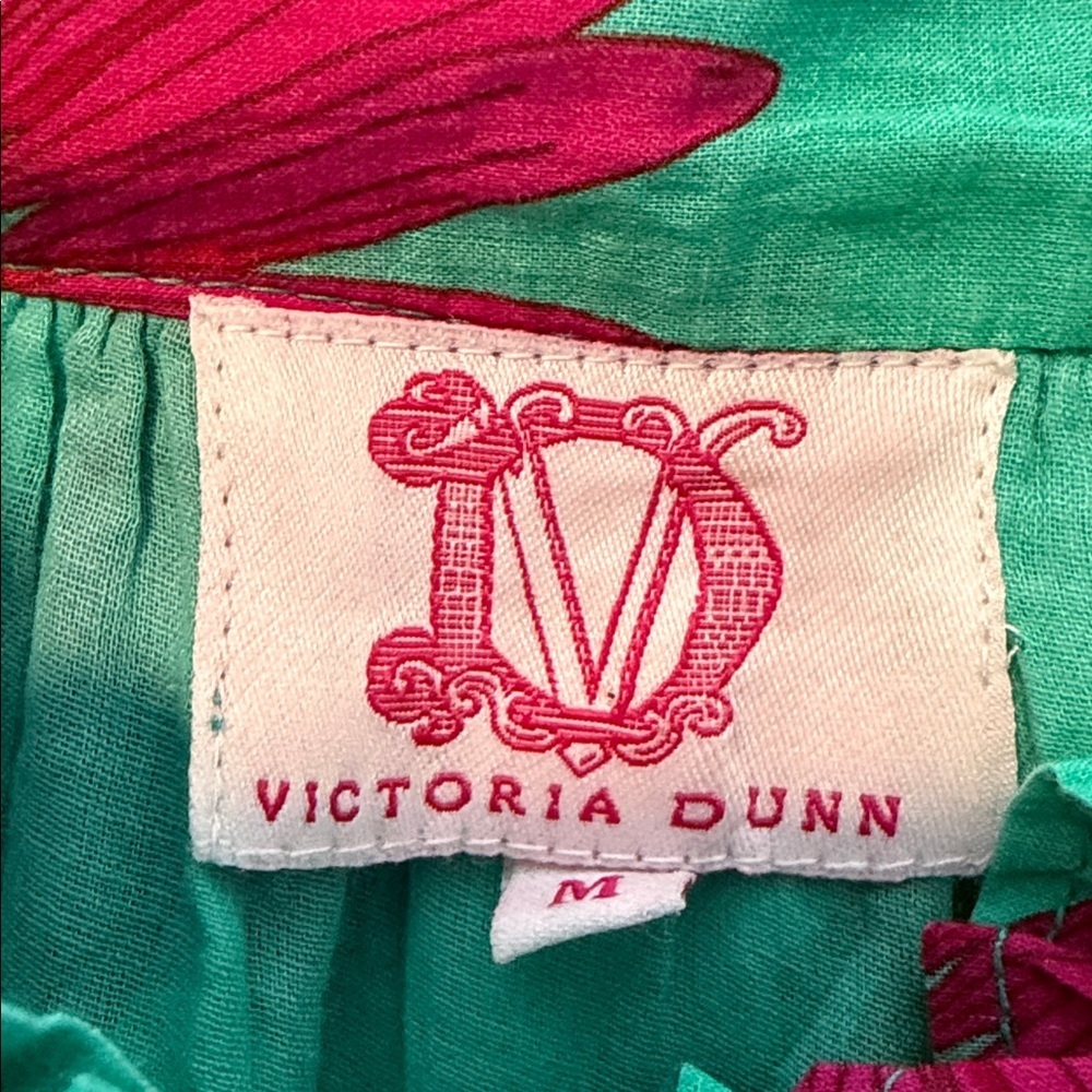 Victoria Dunn Flutter Floral Green Button Down Cap Sleeve Blouse Top Size Medium - Picture 4 of 7